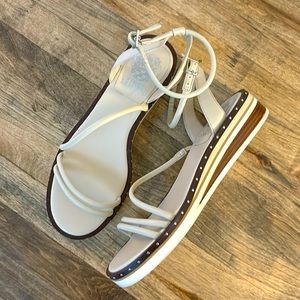 Vince Camuto Melindry Sandals
